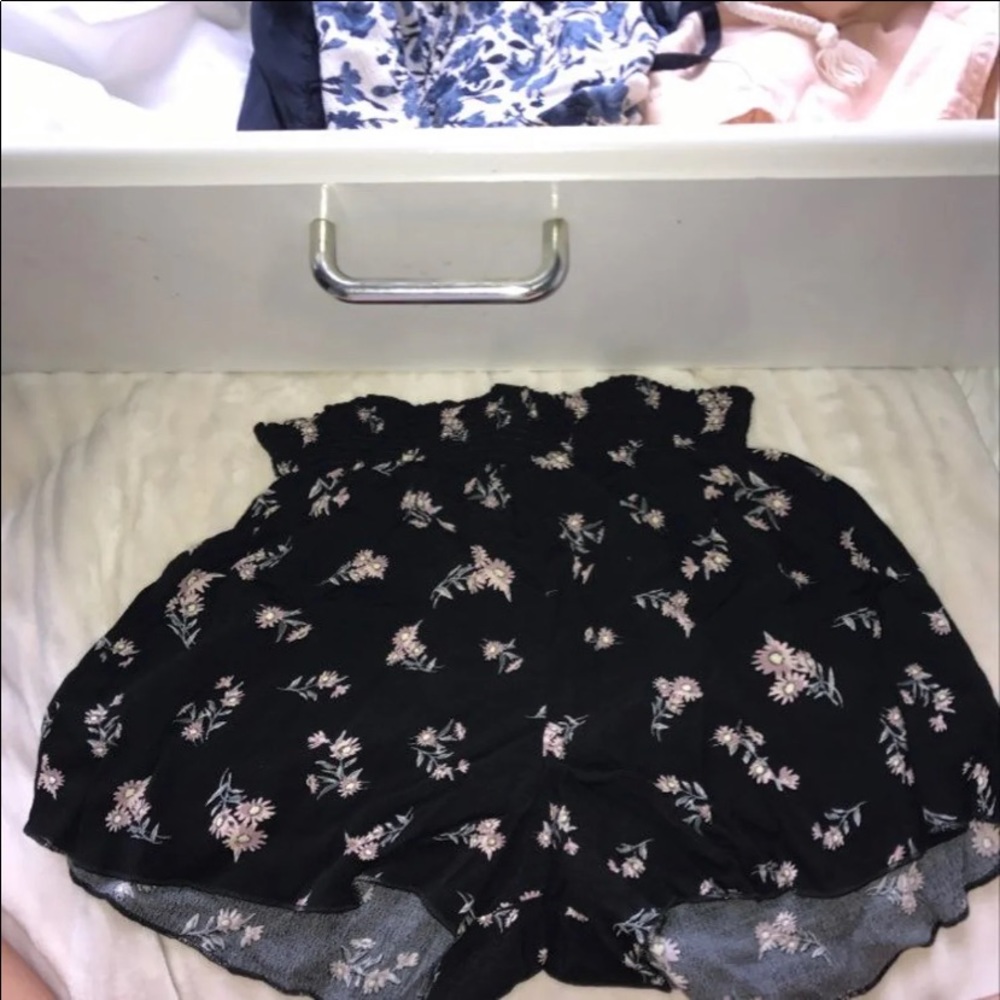 Garage shorts